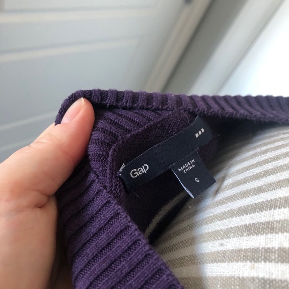 Purple Stripe Gap V-Neck Fitted Sweater - Picture 7 of 7